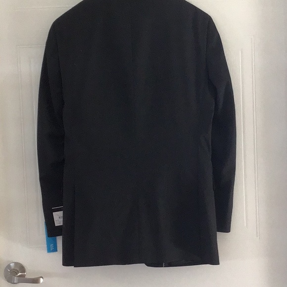 Men. Suit - Picture 3 of 9